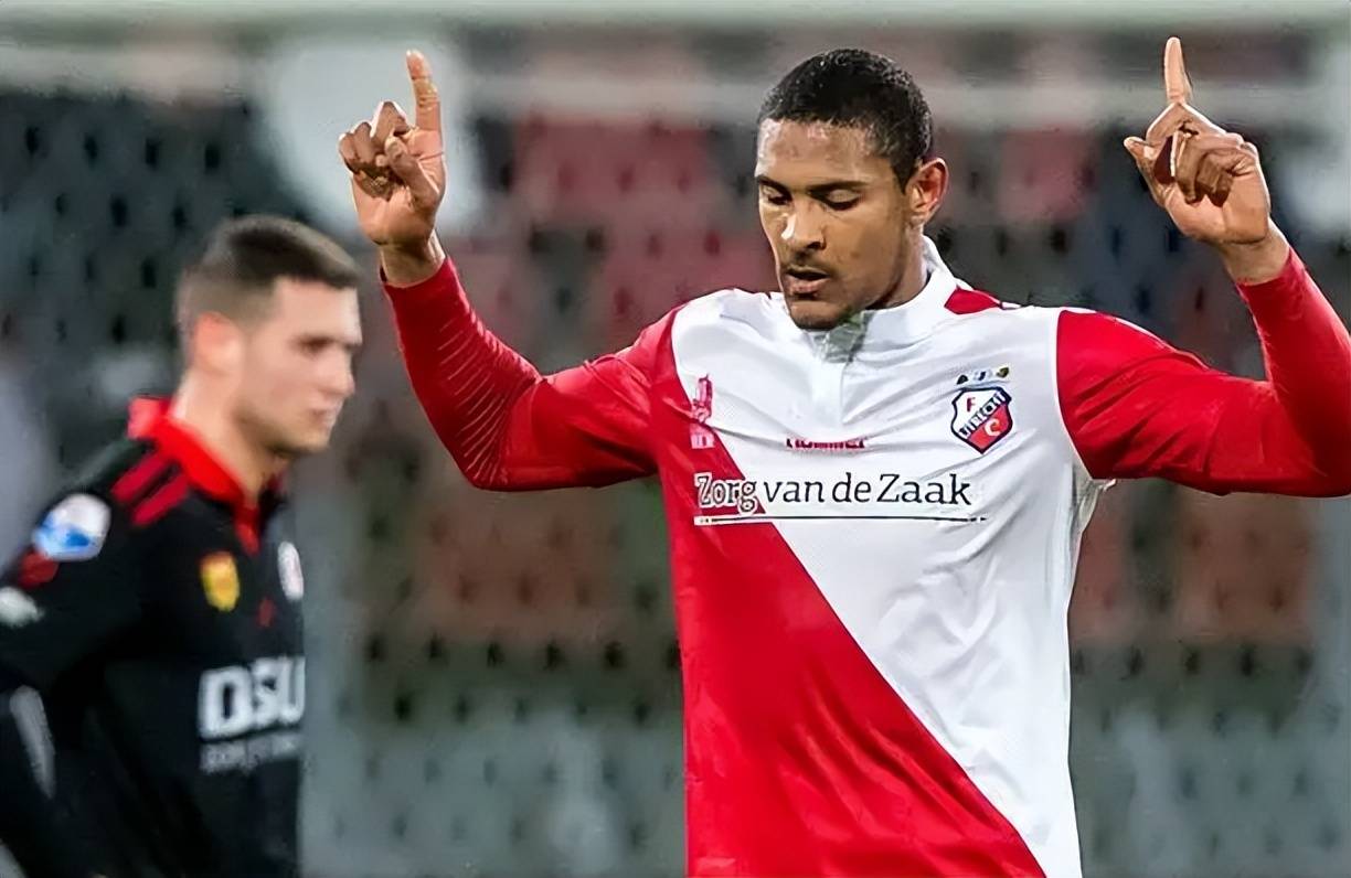 罕见防守失 罕见防守失